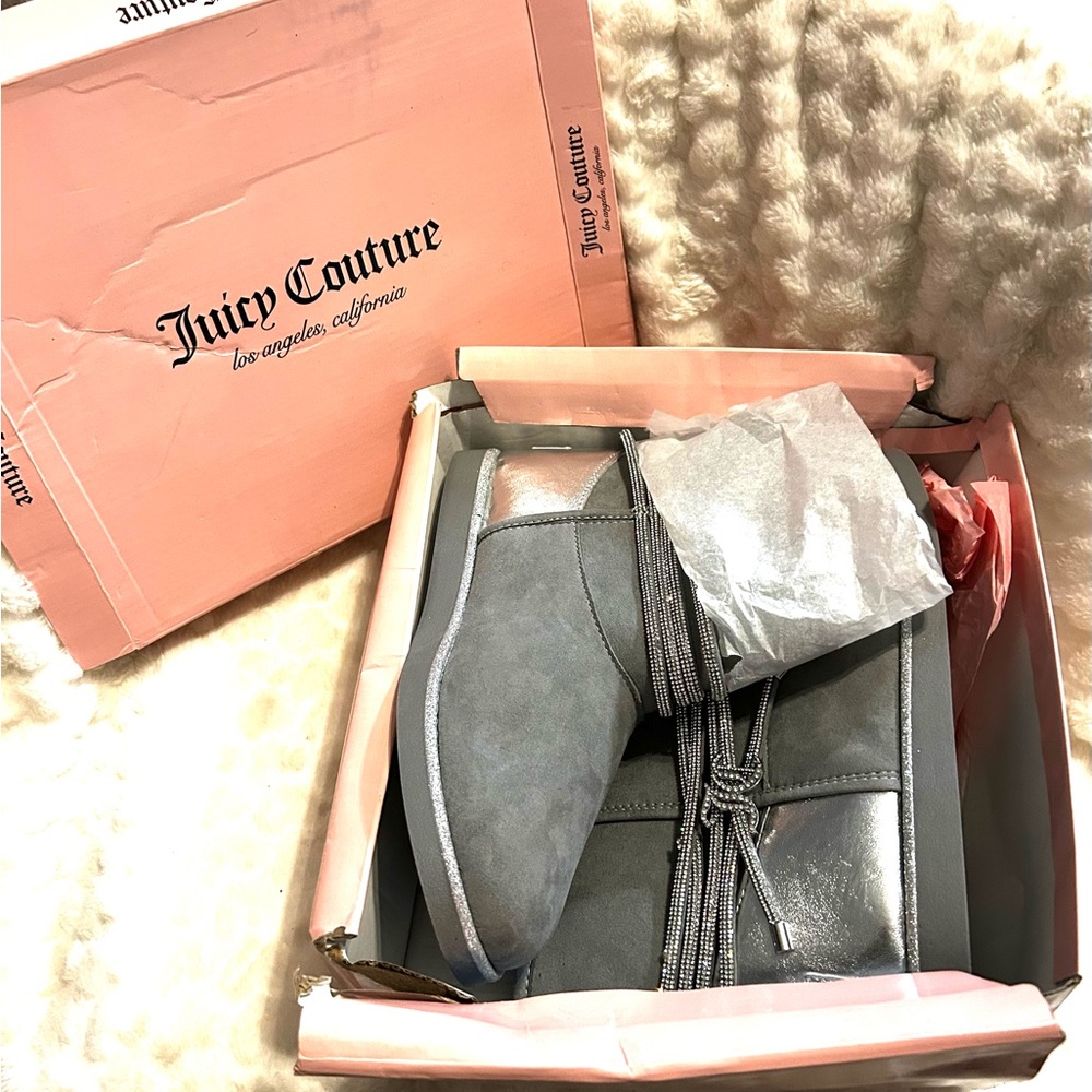 NEW Juicy Couture faux fur Kandar Grey Silver Ankle Boots women’s size 9 - Picture 4 of 13